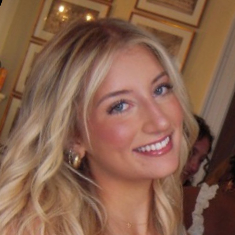 Headshot of Zoe Friedman